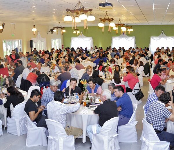 Otro ángulo del Salón de eventos El Fogón